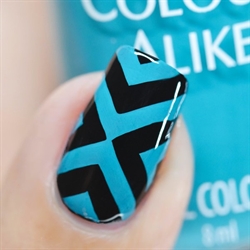 142 Kickass blue, Stamping Neglelak, Colour Alike (u)
